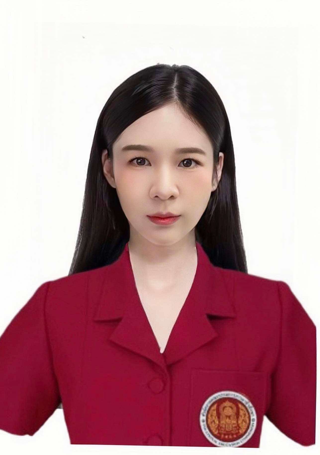นางสาวน้ำเพชร พรหมพนัส